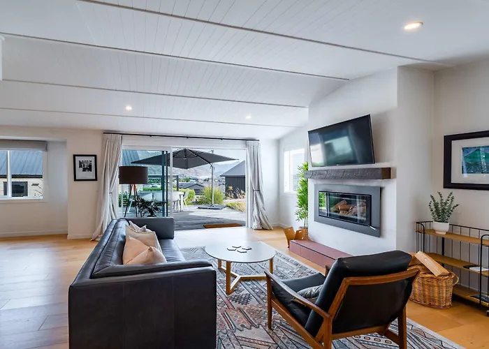 Holiday home Farrant Drive Hideaway With Mountain Views Wanaka