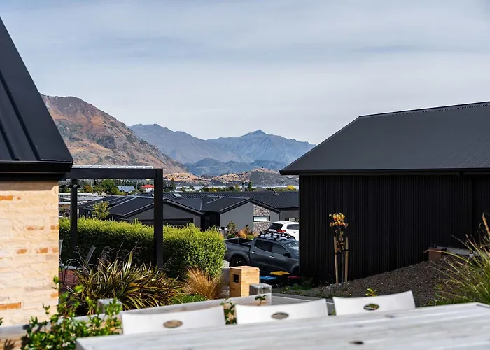 Holiday home Farrant Drive Hideaway With Mountain Views *