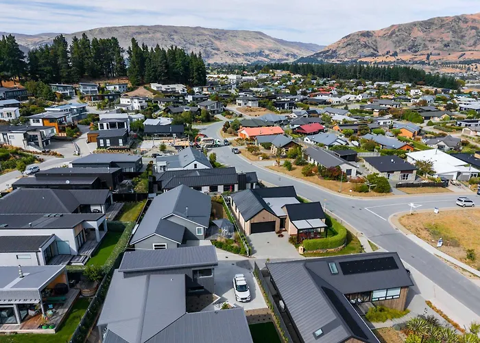 Farrant Drive Hideaway With Mountain Views Holiday home *